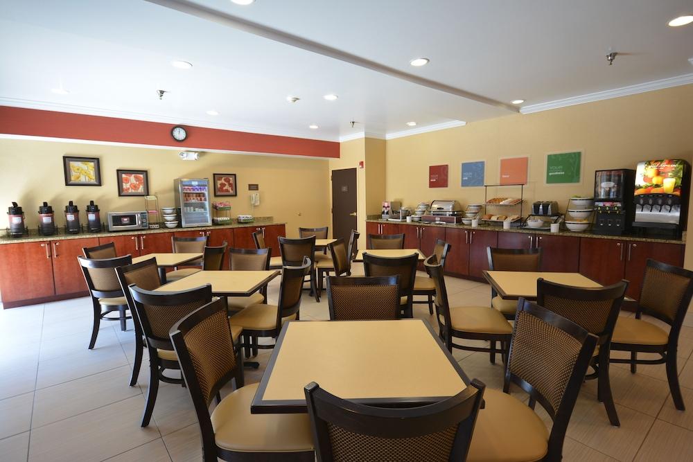 Comfort Inn & Suites Trussville I-59 Exit 141 Bagian luar foto