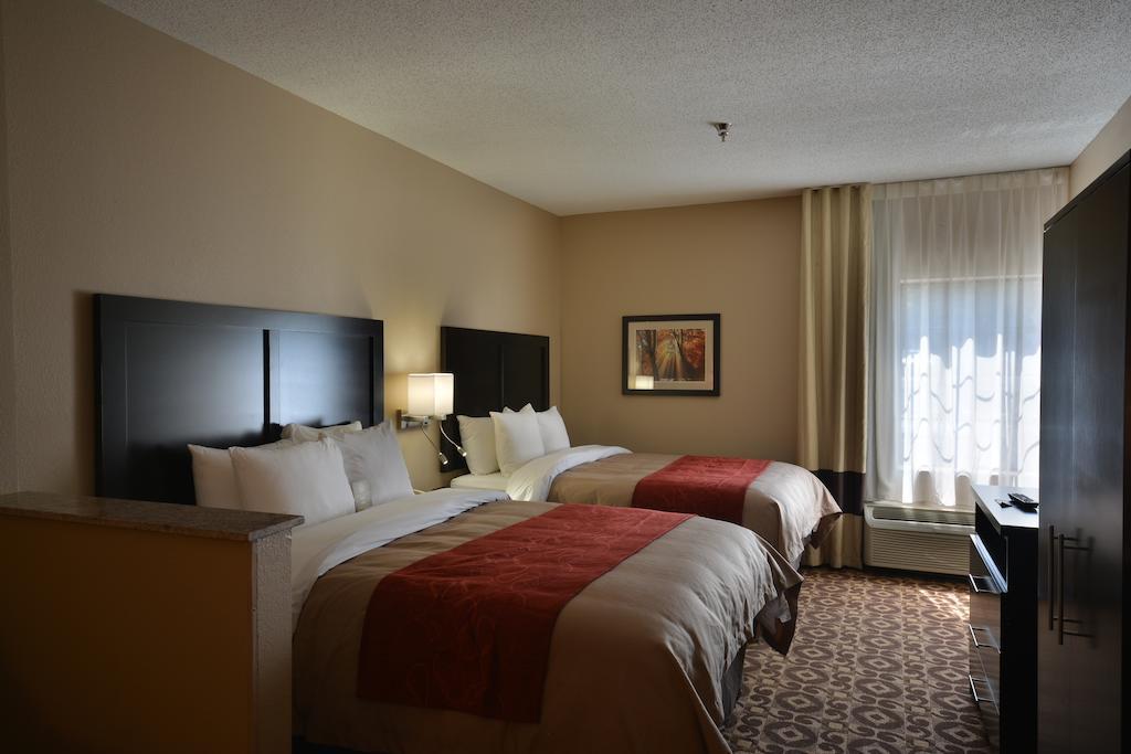 Comfort Inn & Suites Trussville I-59 Exit 141 Bagian luar foto