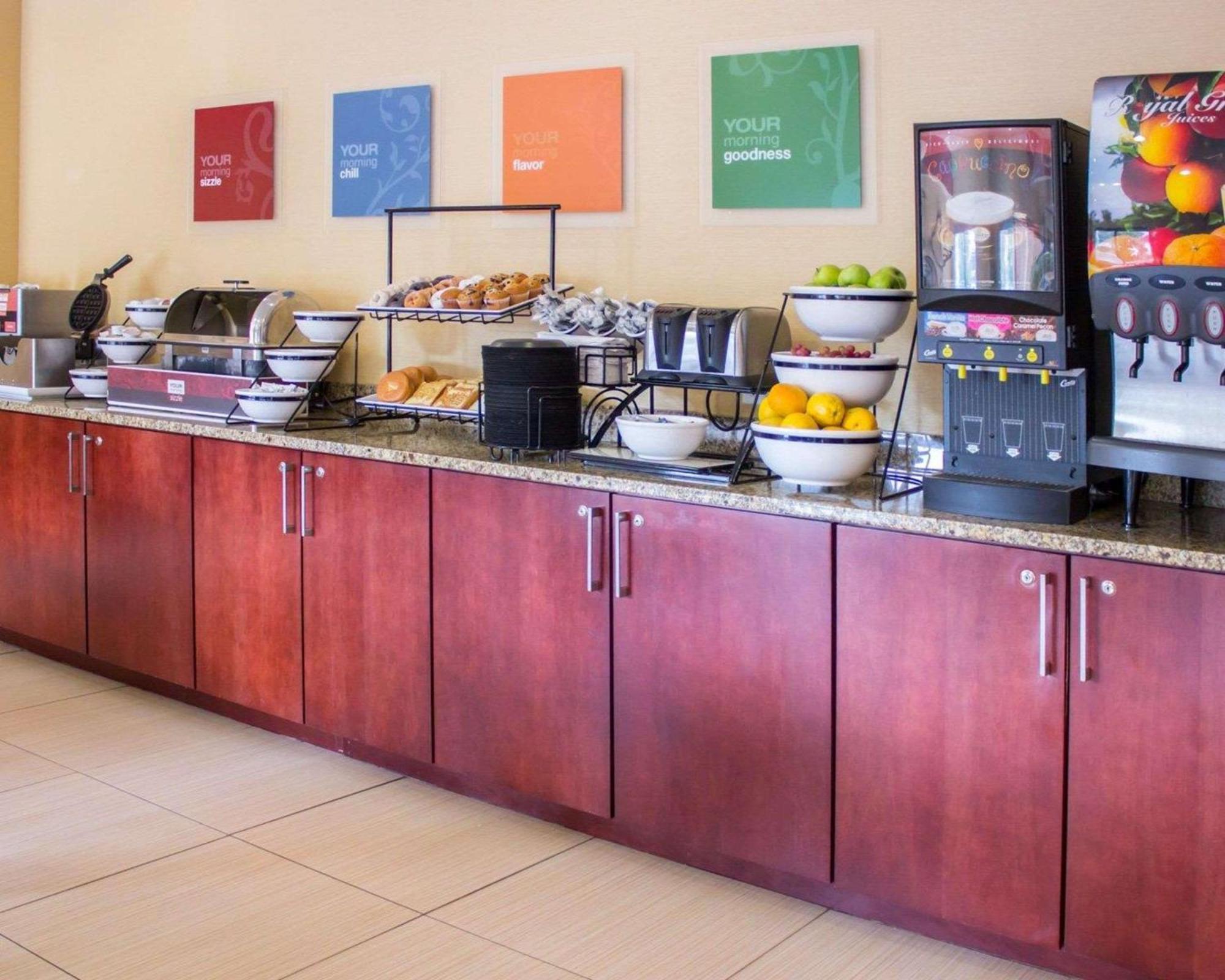 Comfort Inn & Suites Trussville I-59 Exit 141 Bagian luar foto