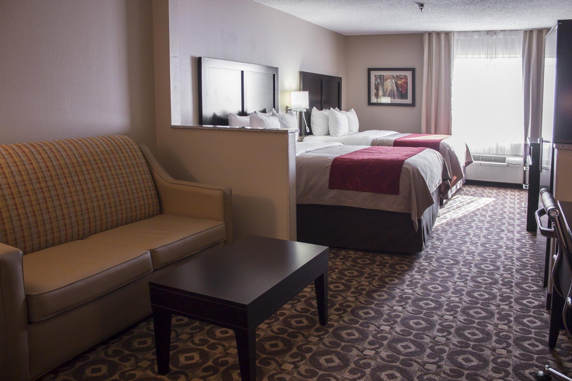 Comfort Inn & Suites Trussville I-59 Exit 141 Bagian luar foto