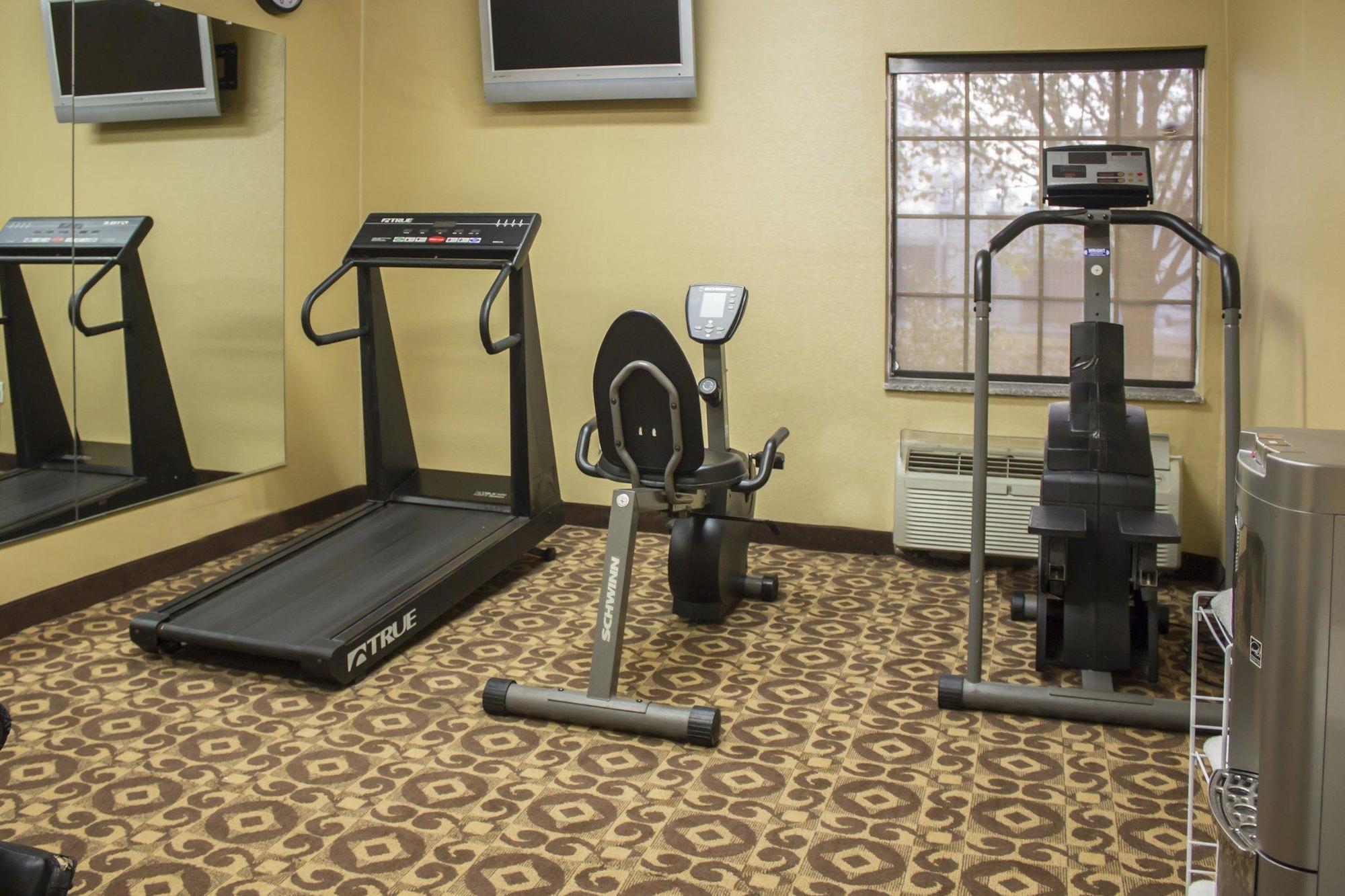 Comfort Inn & Suites Trussville I-59 Exit 141 Bagian luar foto