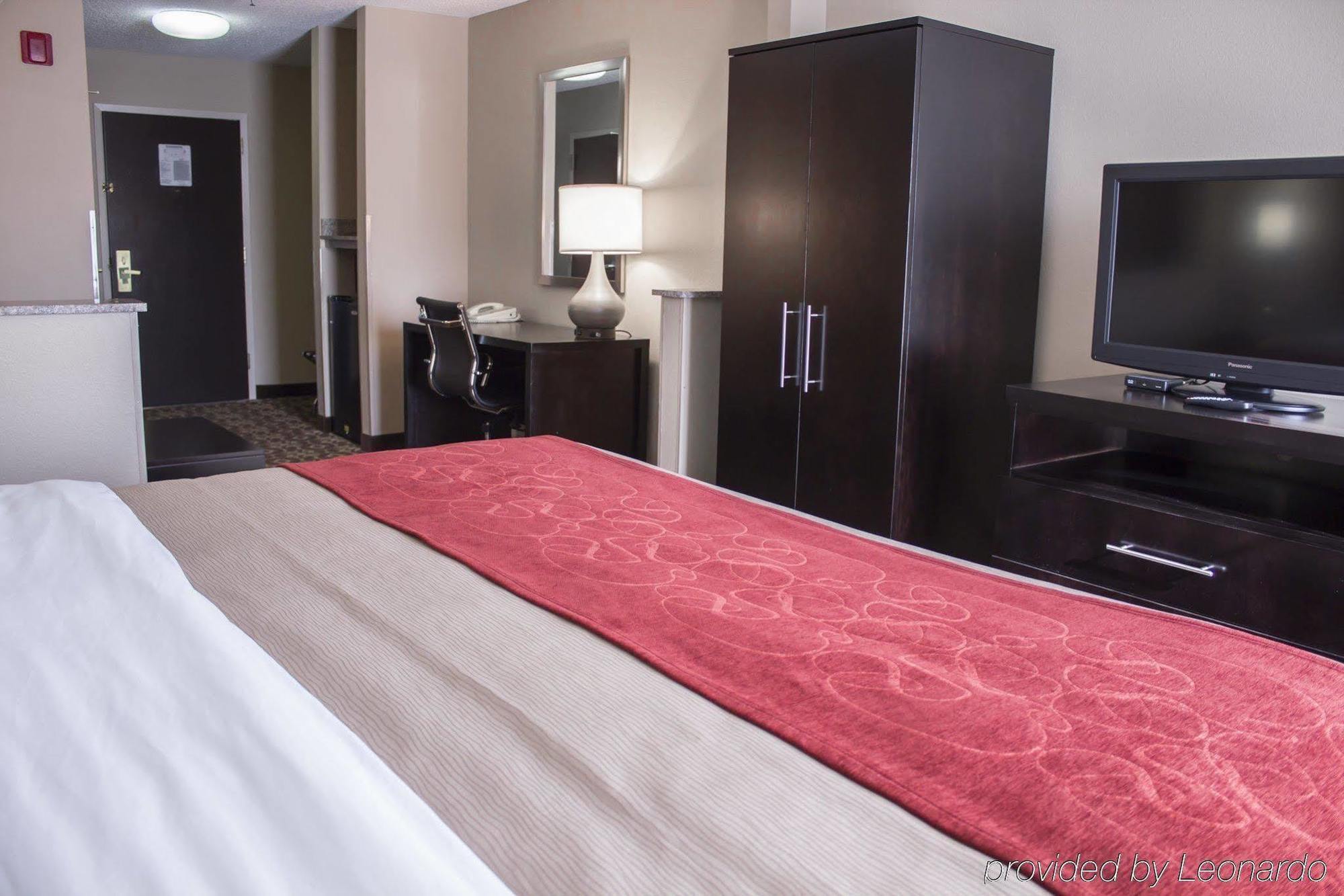 Comfort Inn & Suites Trussville I-59 Exit 141 Bagian luar foto